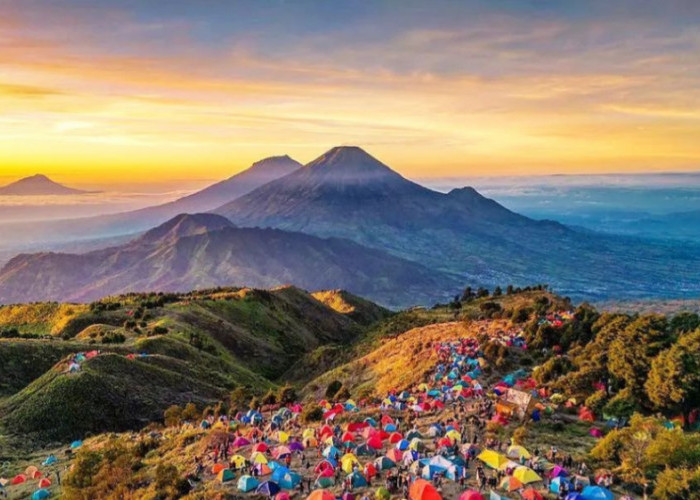 Fakta Menarik 7 Gunung Tertinggi di Indonesia