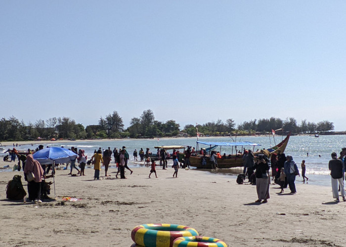 Pantai Panjang Paling Ramai, 80 Ribu Wisatawan Serbu Destinasi Favorit Bengkulu Saat Lebaran