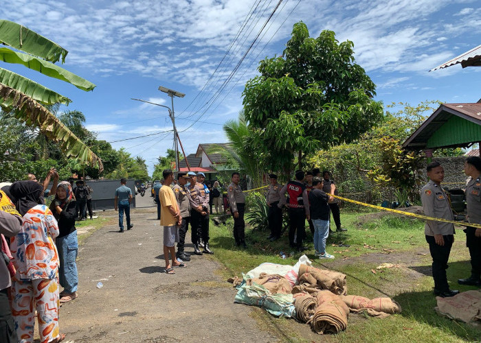 Pasca Perusakan, Polisi Jaga Ketat 24 Jam Rumah Tersangka Pembunuhan Dua Bocah di Kelurahan Kandang