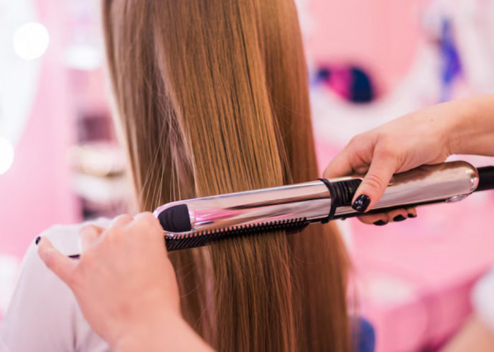 Catok Rambut Bebas Rusak, Ini Suhu Ideal yang Perlu Diketahui 