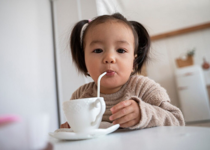 Tetap Mendapatkan Nutrisi: Tips Mengatasi Anak Susah Makan Saat Tumbuh Gigi