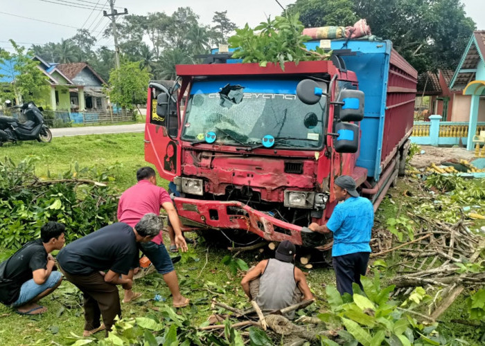 Warga Asal Lampung 'Hancurkan' Pagar Rumah Warga Kabupaten Kaur, Ini Pasalnya