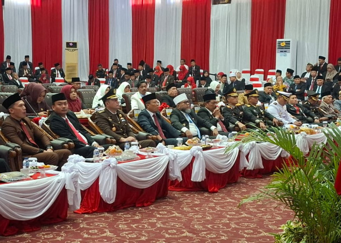 71.744 Sekolah Diperbaiki, Pemerintah Siapkan 4 Layar Pintar di Setiap Sekolah