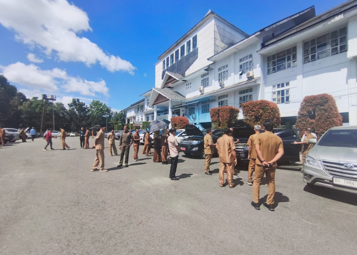Bupati Mukomuko Mulai Tertibkan Aset Daerah, Puluhan Kendaraan Dinas Diperiksa