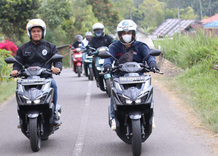 Tips Aman Mendahului Kendaraan di Jalan dari Astra Motor Bengkulu