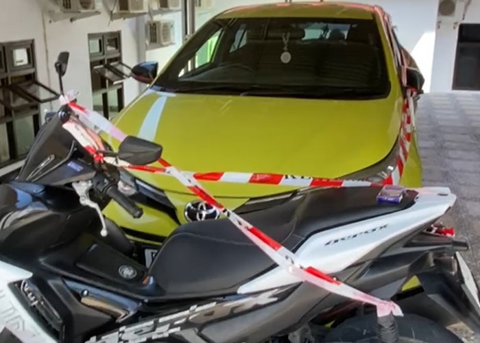 Disita Jaksa! Begini Penampakan Toyota Yaris dan Yamaha Aerox Milik Eks Kades Air Pesi yang Terjerat Korupsi