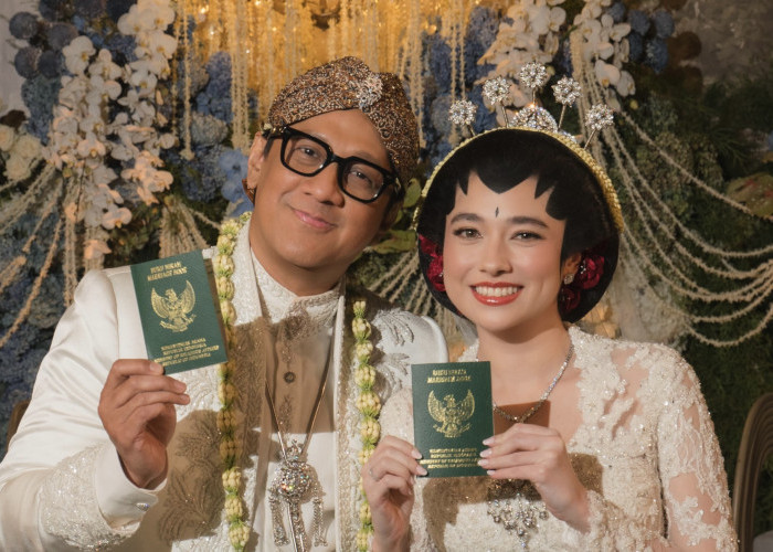  Andre Taulany dan Amanda Rigby Resmi Menikah, Akad Digelar Intim