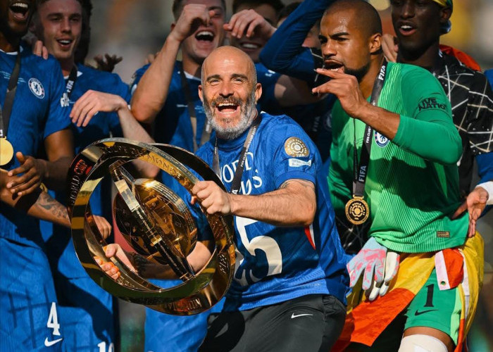 Jadi Raja Dunia Baru, Chelsea Angkat Trofi Piala Dunia Antarklub Usai Cukur PSG 3-0