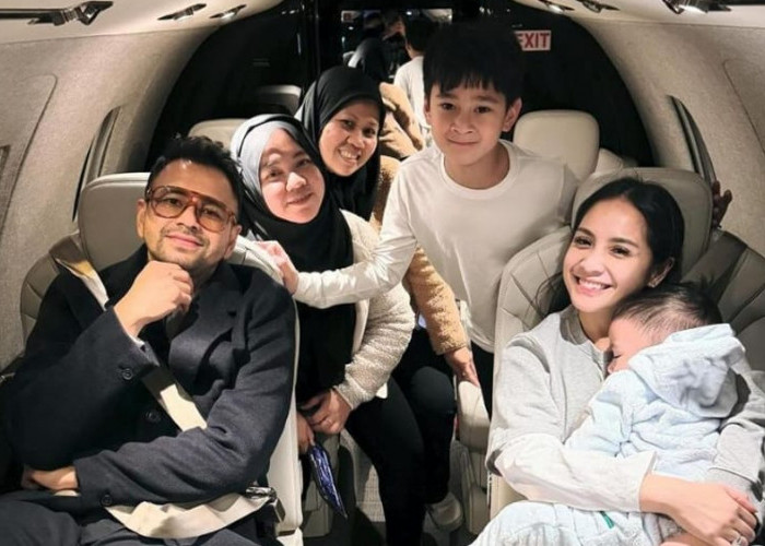 Rayakan Tahun Baru, Raffi Ahmad Boyong Keluarga ke London Menggunakan Private Jet