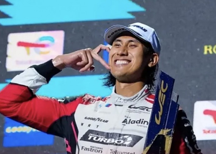     Sean Gelael Bawa Team WRT 32 Juara 6 Hours of Fuji