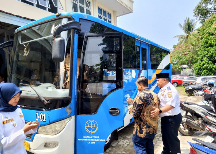 Pemprov Bengkulu Pinjamkan Bus BRT ke UMB, Mobilitas Mahasiswa Kini Lebih Mudah