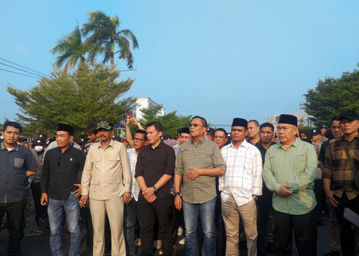 Demo Mahasiswa di DPRD Bengkulu Memanas, Dialog dengan Pimpinan DPRD Provinsi Bengkulu Berujung Buntu