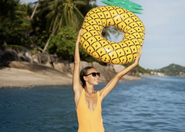 Tropical Vibes di Akhir Tahun, 10 Pantai Cantik yang Cocok Dikunjungi Meskipun saat Musim Hujan