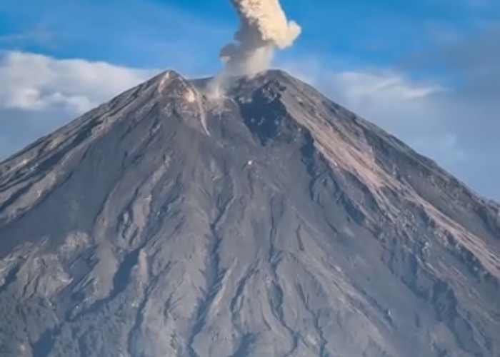 Waspada Erupsi Gunung Semeru, Aktivitas Vulkanik Meningkat, Masyarakat Diminta Tetap Siaga