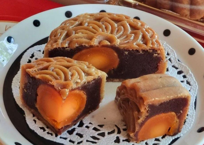 Kue Khas Tiongkok, Resep dan Cara Membuat Kue Bulan dengan Pasta Biji Teratai