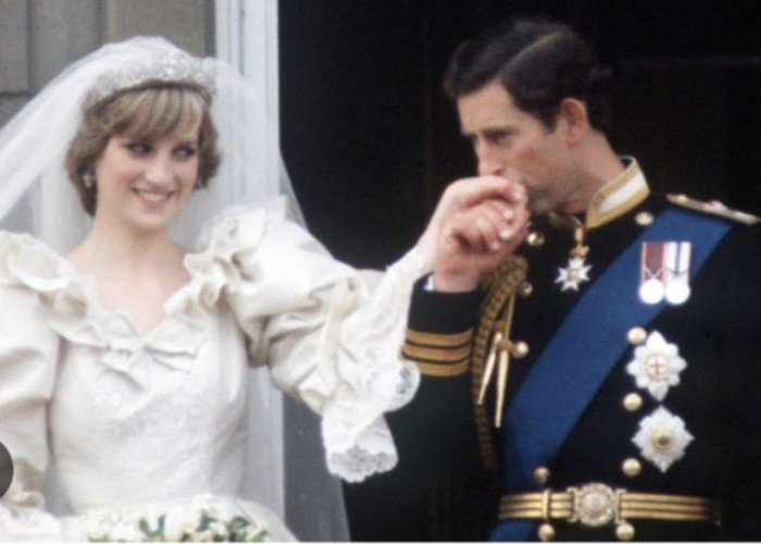 Charles, Antara Diana dan Camilla