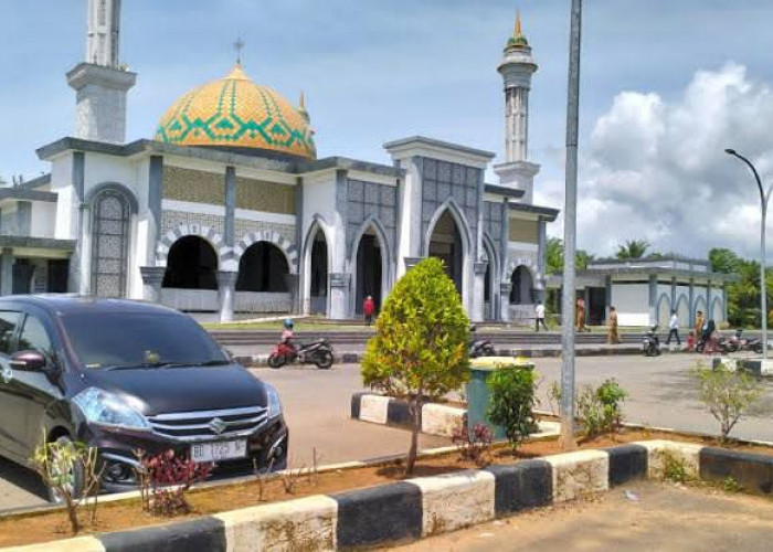 Pemkab Mukomuko Lanjutkan Rehabilitasi Masjid Agung Baitul Huda, Anggaran Rp1 Miliar