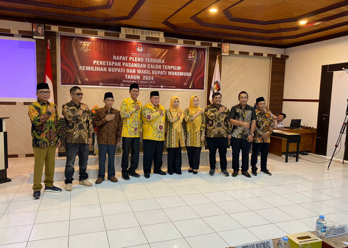 KPU Mukomuko Tetapkan Choirul Huda-Rahmadi Sebagai Bupati dan Wakil Bupati Terpilih