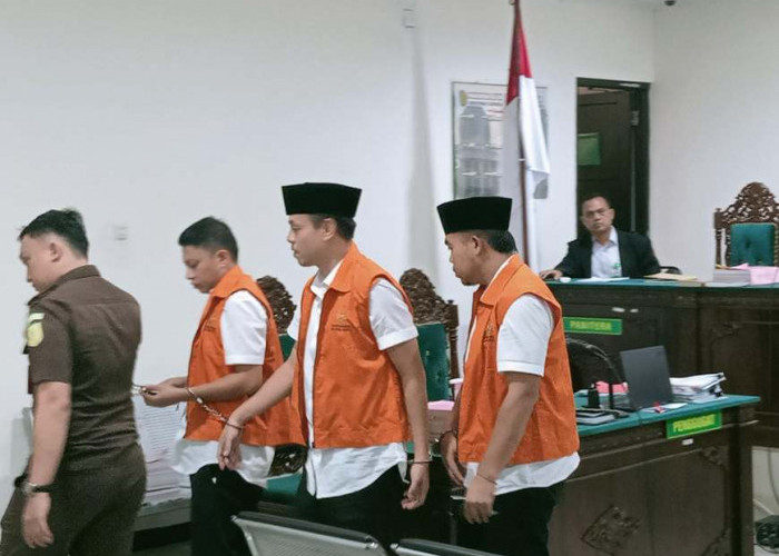 Tiga Terdakwa Kasus Korupsi Rumah Aren Dituntut 16 Bulan Penjara, Kerugian Negara Capai Rp300 Juta 