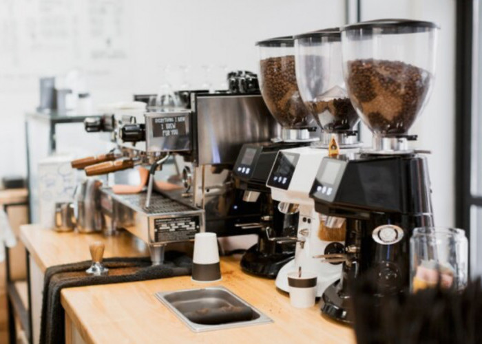 Langkah Mudah Memulai Bisnis Coffeeshop untuk Kamu yang Anak Muda