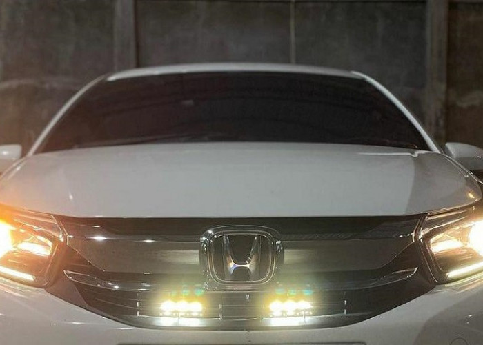 Mana yang Lebih Baik untuk Mobil? Lampu LED vs Lampu Halogen