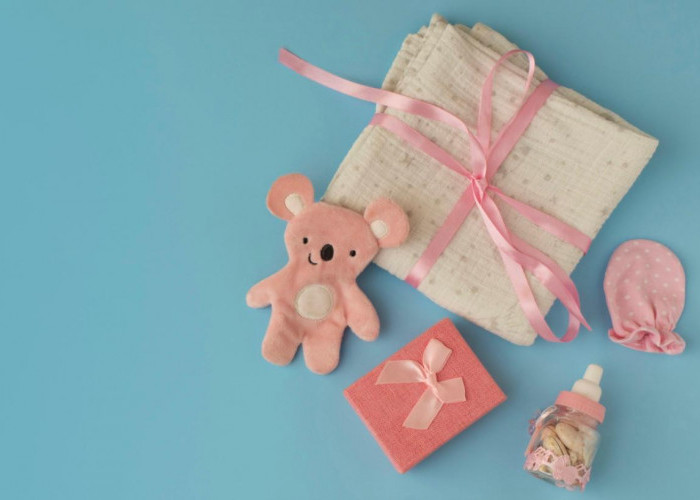Cari Hadiah Kelahiran Bayi? Ini Kado Newborn yang Paling Berguna