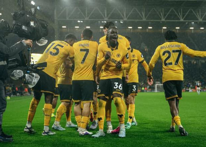 Kejutan di Molineux, Juru Kunci Wolves Bungkam Aston Villa Dua Gol Tanpa Balas