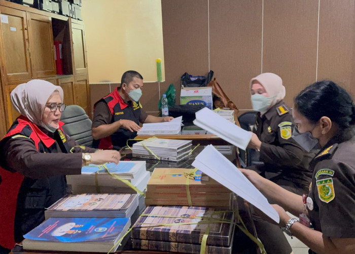 Kejati Bengkulu Geledah Kantor Pemkot, Usut Dugaan Korupsi PAD Mega Mall
