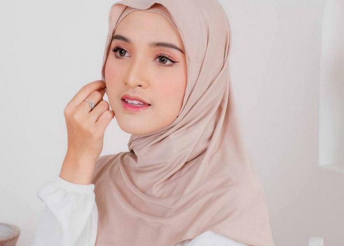 5 Trend Hijab Segi Empat untuk Lebaran 2024