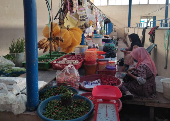 Modus Penipuan Berkedok Bantuan Sosial di Pasar Inpres, Perhiasan Emas Pedagang Raib