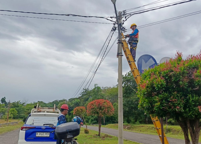 Atasi Jalan Gelap, 150 Titik PJU Baru Akan Terangi Kaur Selatan Tahun Ini