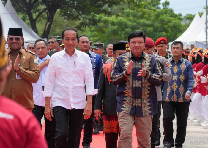 Resmikan AMANAH di ACEH Bersama KaBIN, Presiden Jokowi : Anak Muda Aceh Sangat Kreatif