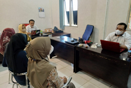 'Ngadat', Peserta Arisan Online Harap-harap Cemas, di Bengkulu Utara 