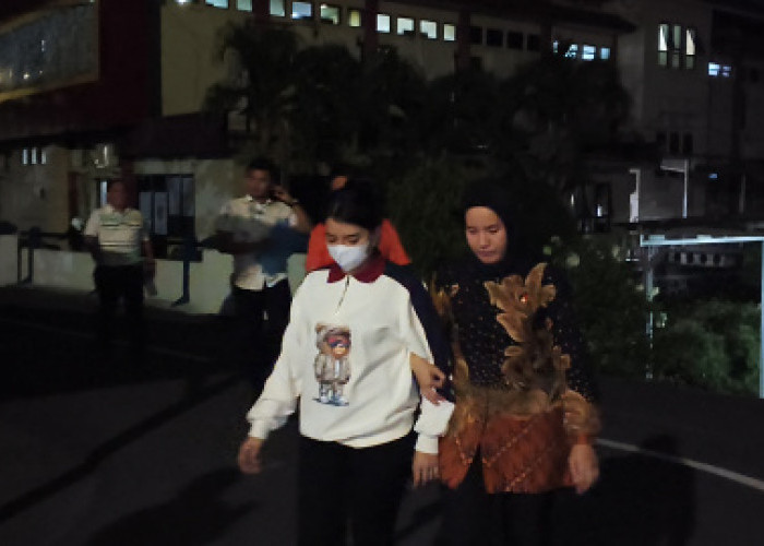 Usai Diperiksa hingga Malam, Yeyen Langsung Ditetapkan Tersangka dan Ditahan di Mapolda Bengkulu