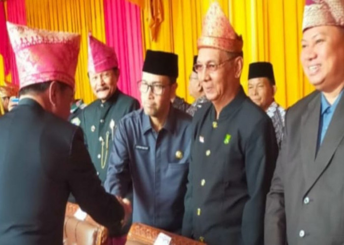 Kepala Sekretariat Bawaslu Hadiri Upacara Peringatan HUT ke-56 Provinsi Bengkulu