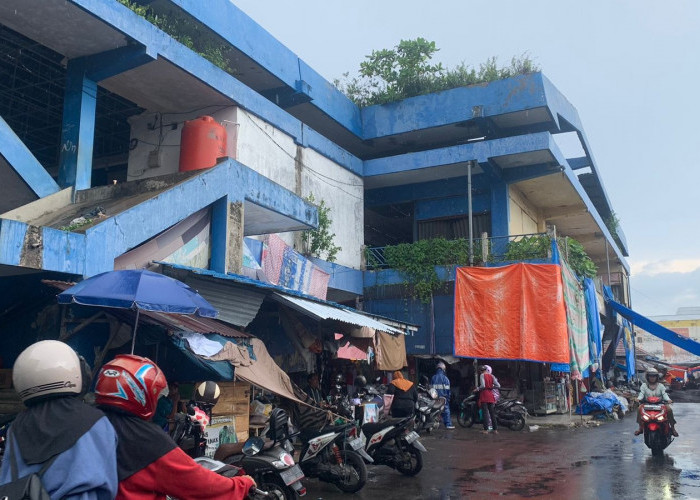 Anak Punk Ditertibkan dari Lantai 2 Pasar Minggu, Pedagang Kini Bisa Bernapas Lega