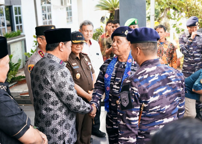 Plt Gubernur Sambut Kunjungan Komandan Lantamal II Padang, Sinergi Pemerintah dan TNI AL Semakin Kuat