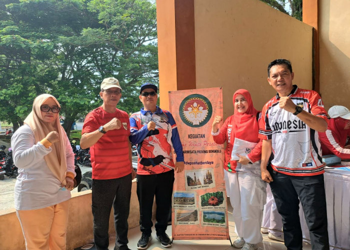 Sekda Bengkulu Herwan Antoni Pimpin Apel dan Senam Bersama, Perkuat Sinergi Antar-OPD