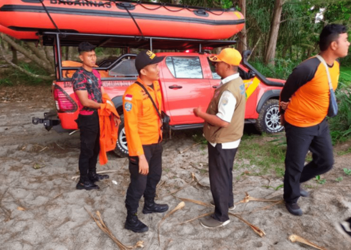 Basarnas Cari Korban Tenggelam di Pantai Teluk Sepang Bengkulu