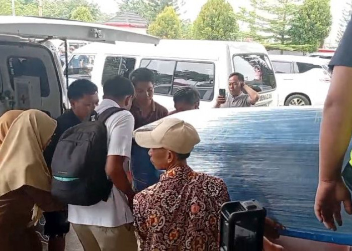 Haru di Bandara Fatmawati Bengkulu, Jenazah PMI asal Kaur Meninggal di Taiwan Dipulangkan