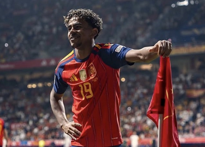 Spanyol Hajar Ceko 3-1, La Roja Sapu Bersih Tiga Laga
