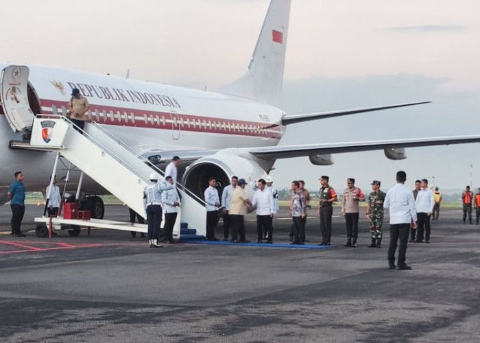 Prabowo Hadiri Penutupan Kongres PSI di Solo, Gibran Dampingi Langsung! Kaesang Resmi Terpilih Lagi!