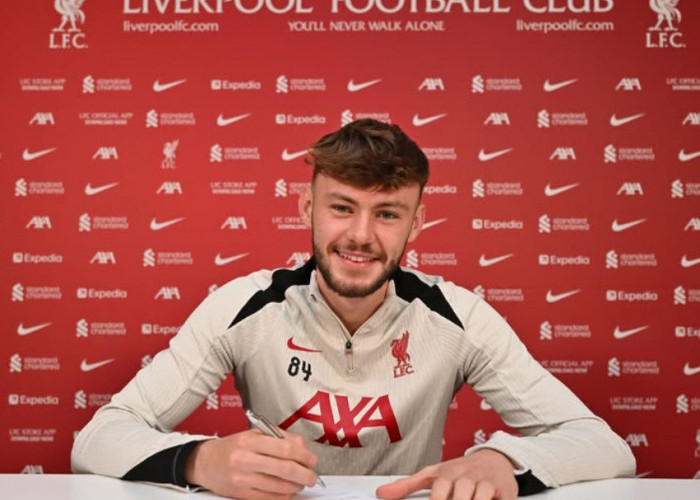 Conor Bradley Teken Kontrak Panjang, Siap Ukir Sejarah di Liverpool