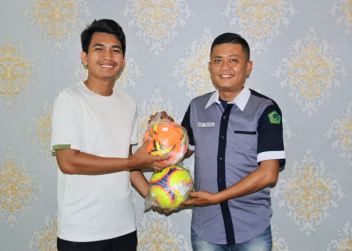 Ketua AFP Bengkulu Serahkan Bantuan Bola Futsal, Sinergi Perkuat Pembinaan Bakat Olahraga WBP Lapas Bengkulu