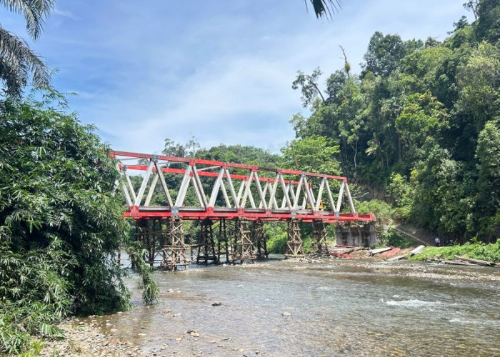 Jembatan Lubuk Selandak Mukomuko Capai 90 Persen, Akses Dua Kecamatan Segera Tersambung