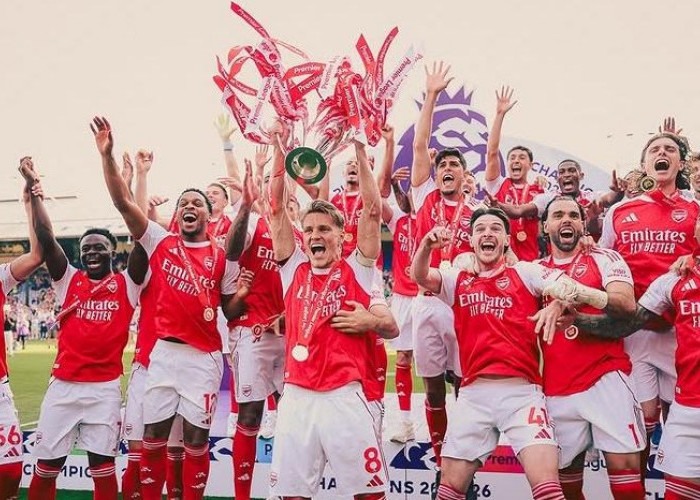 Arsenal Bungkam Crystal Palace 2-1, Sang Juara Tutup Musim dengan Koleksi 85 Poin