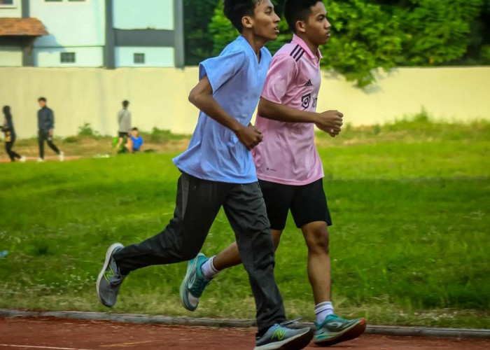 10 Manfaat Jogging Sore untuk Kesehatan, Termasuk Memperkuat Otot dan Tulang