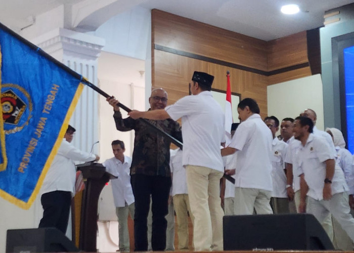 Ketua Umum PWI Pusat Lantik Pengurus PWI Jateng Periode 2025-2030