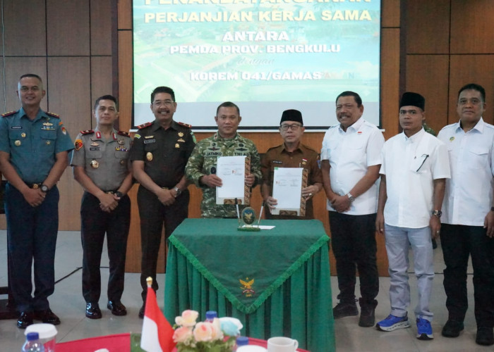 Perkuat Sinergi Pembangunan, Pemprov Bengkulu dan Korem 041/Gamas Tandatangani PKS Ketahanan Ekonomi