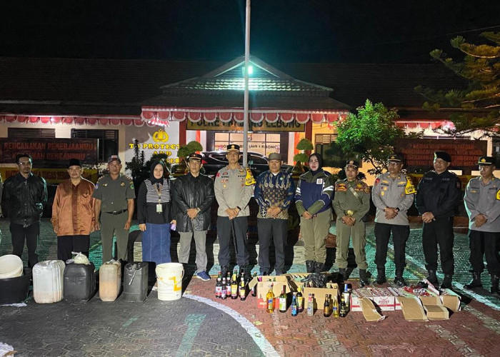 Razia Warung Tuak dan Arak Bali, Polres Rejang Lebong Sita Ratusan Liter Miras